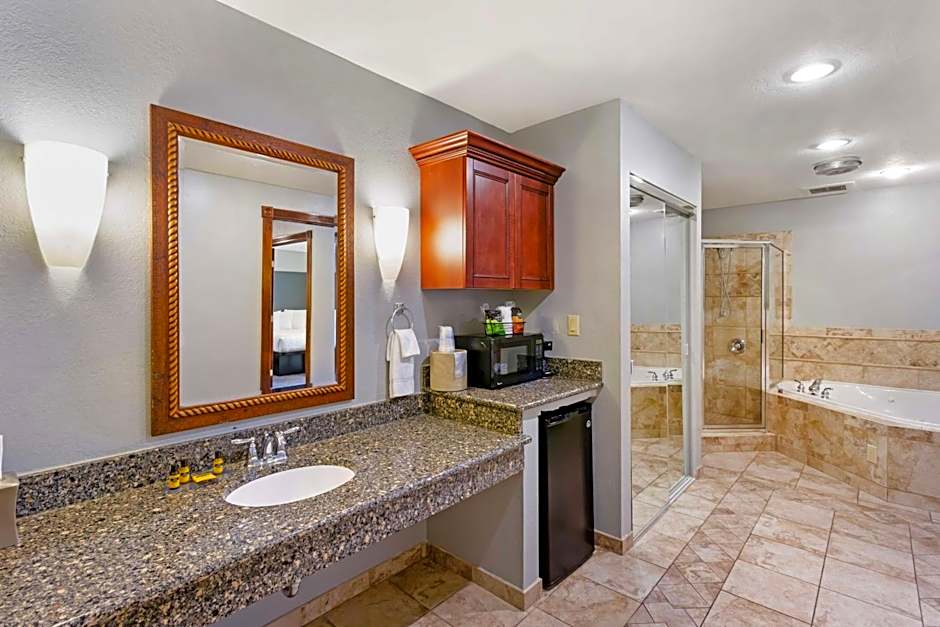 Best Western Plus Weston Inn