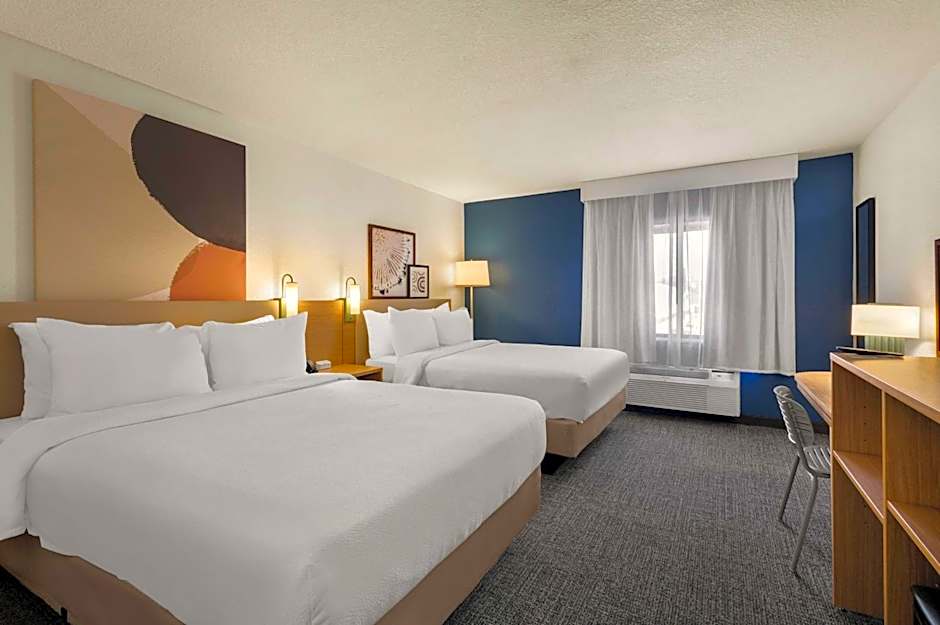 Spark by Hilton Fort Wayne