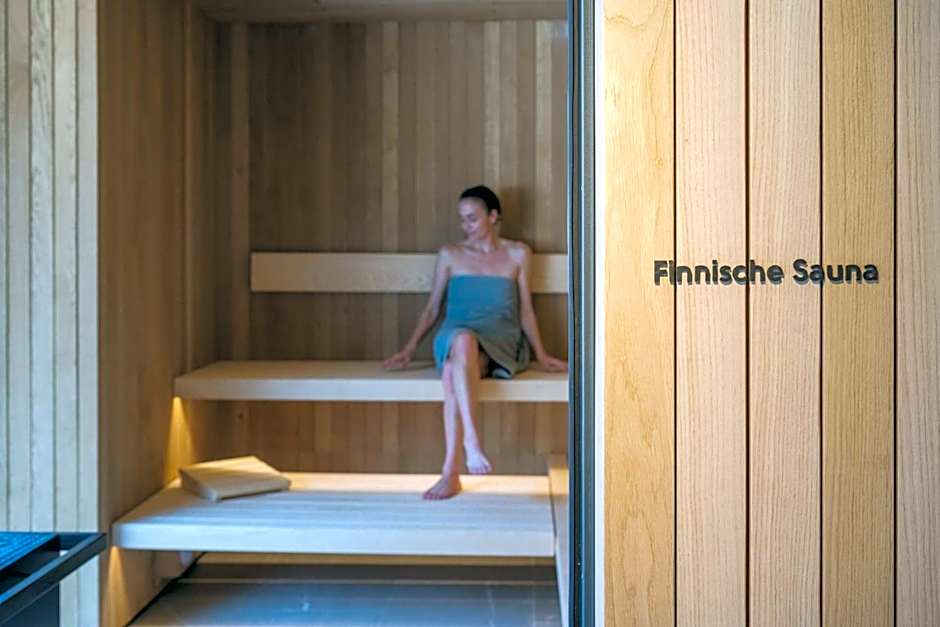 zelloon boutique hotel