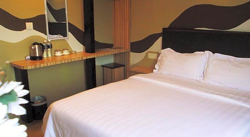 HOTEL SRIMPIAN ROMPIN