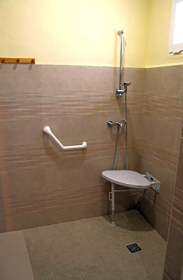 Casa Antiquary - Albergue Turístico