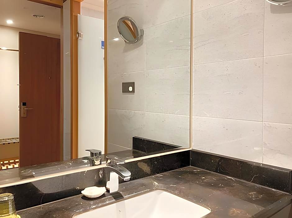 CHECK inn Select Tainan Yongkang