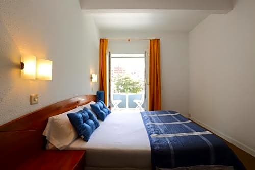 Photo 1 of 69 of Hotel Record