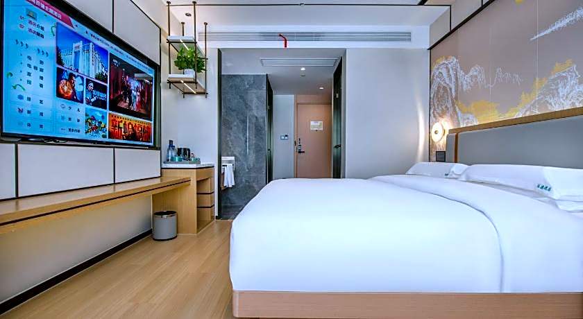 Yiwu Baide Theme Hotel