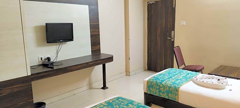 Hotel Shashinag Residency