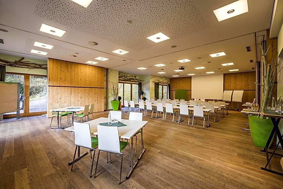 Feuriger Tatzlwurm Berghotel & Spa, BW Signature Collection