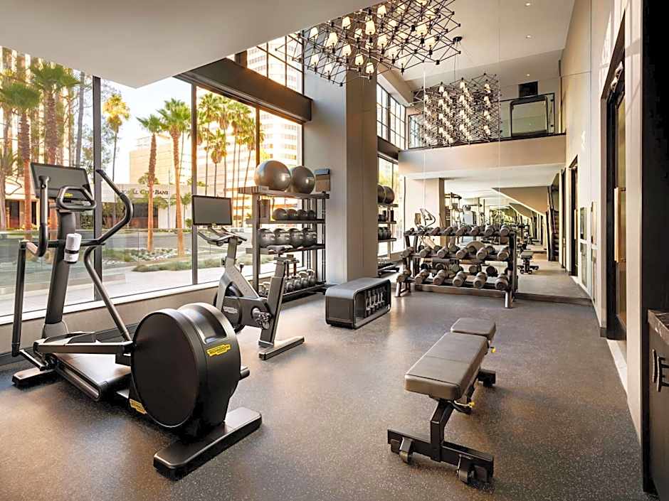 Fairmont Breakers Long Beach