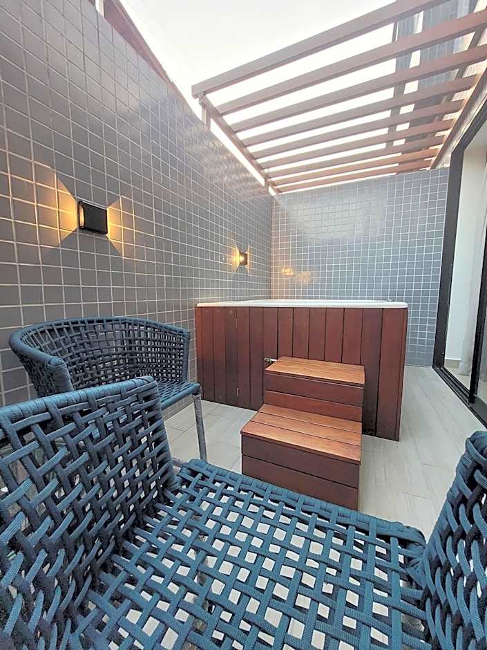 Flat with Jacuzzi 50 meters from the Beach