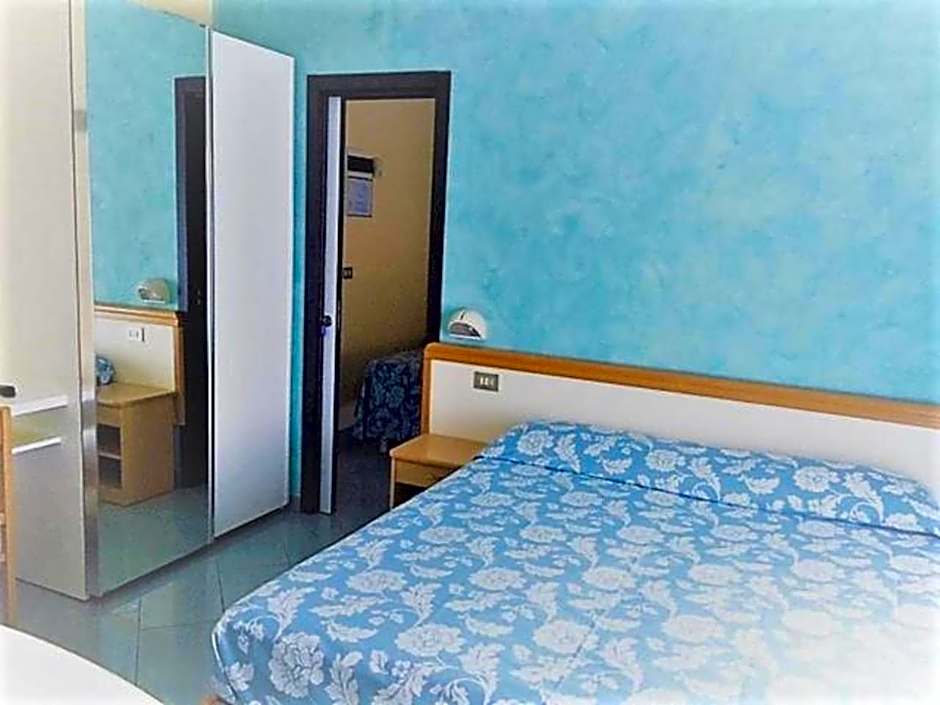 Hotel Embassy