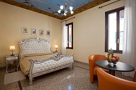 Queen Room