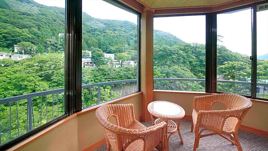 MICASA (Minakami Hot Spring Ryokan)