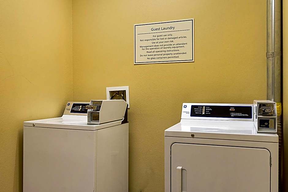 Econo Lodge Inn & Suites Little Rock SW – Little Rock, AR