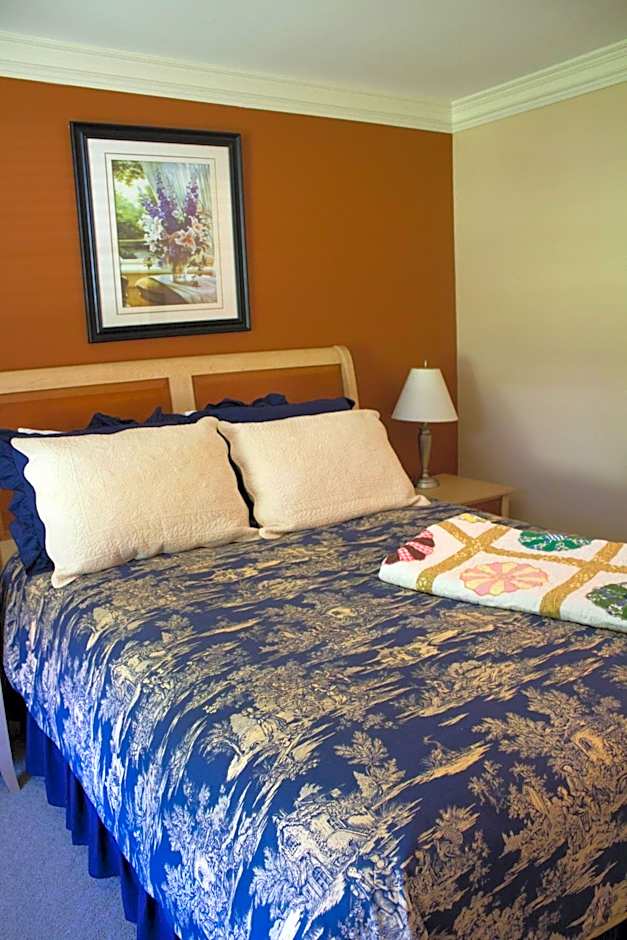 Genelle House B&B Guest House