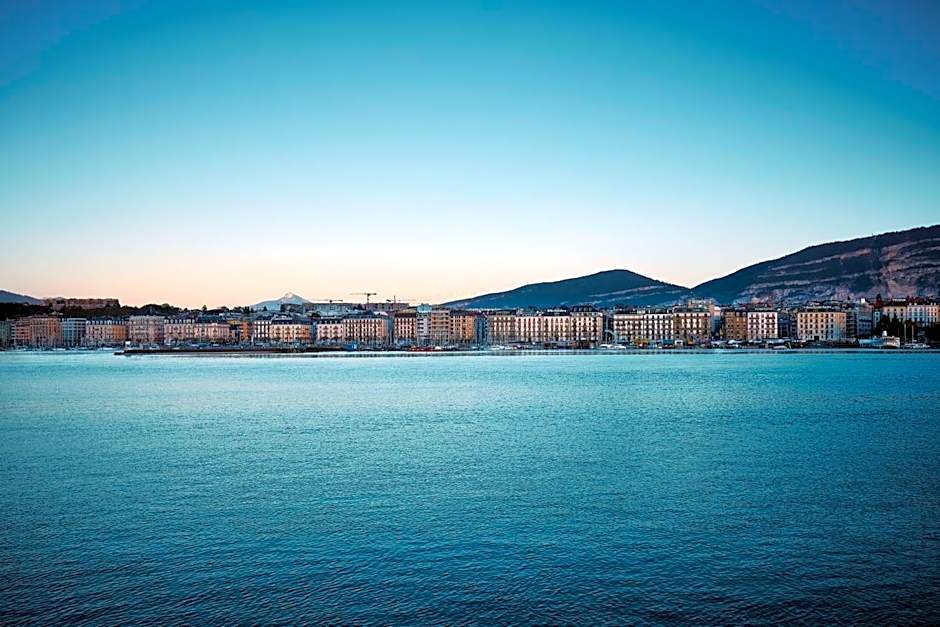 Adina Apartment Hotel Geneva