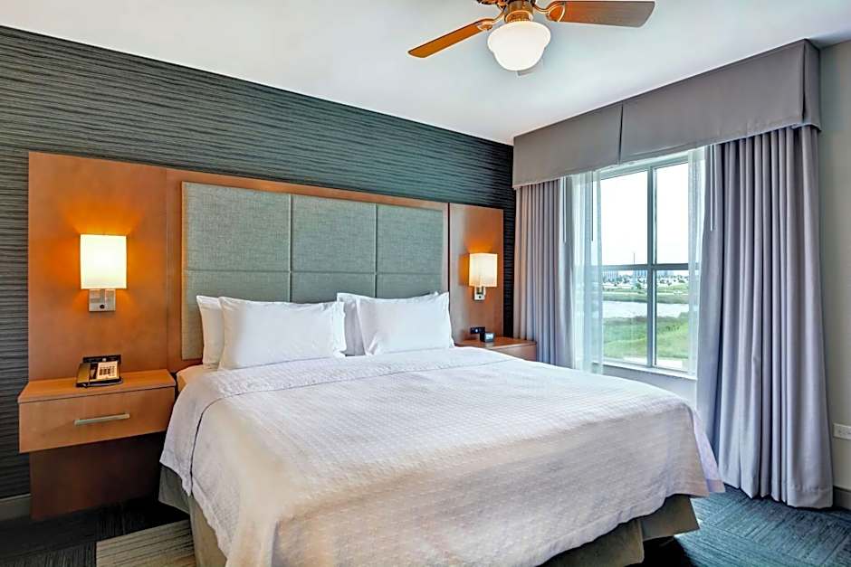 Homewood Suites By Hilton by TechRidge Parmer @ I-35