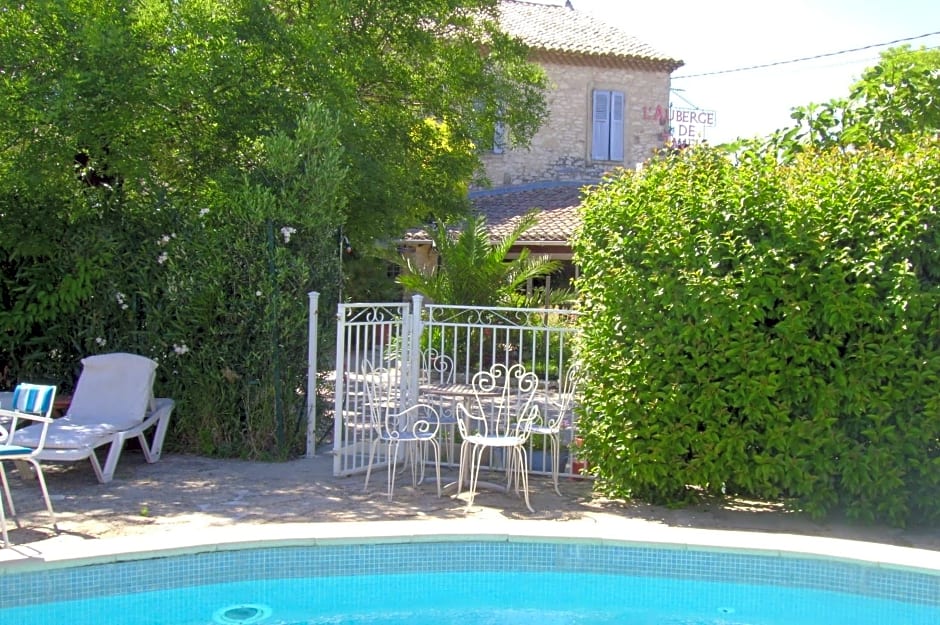 Auberge De Tavel