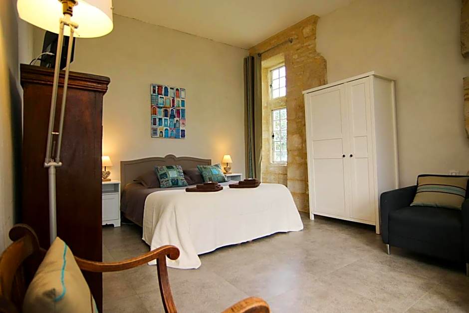 Mas de la Rivoire B&B