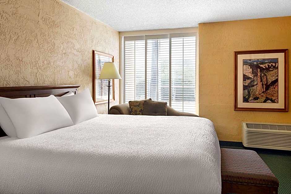 Ramada Tucson