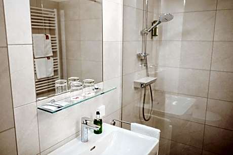Economy Double or Twin Room