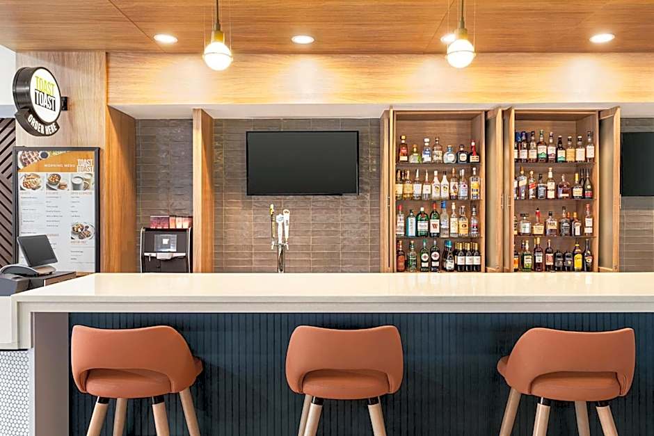 Holiday Inn Cheshire - Southington By IHG