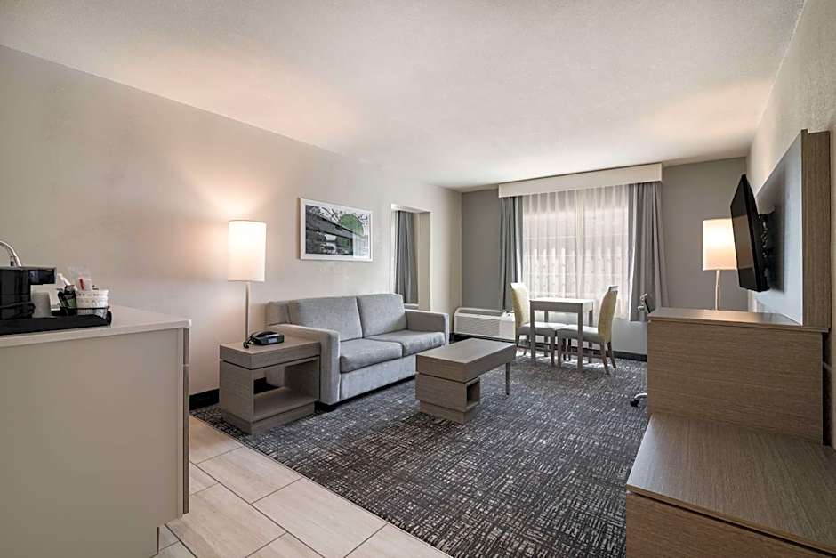 Best Western Plymouth Inn-White Mountains