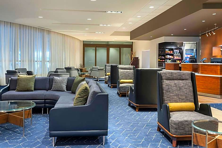 Courtyard by Marriott Redwood City