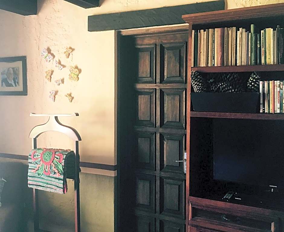 Casa Palomas Bed and Breakfast