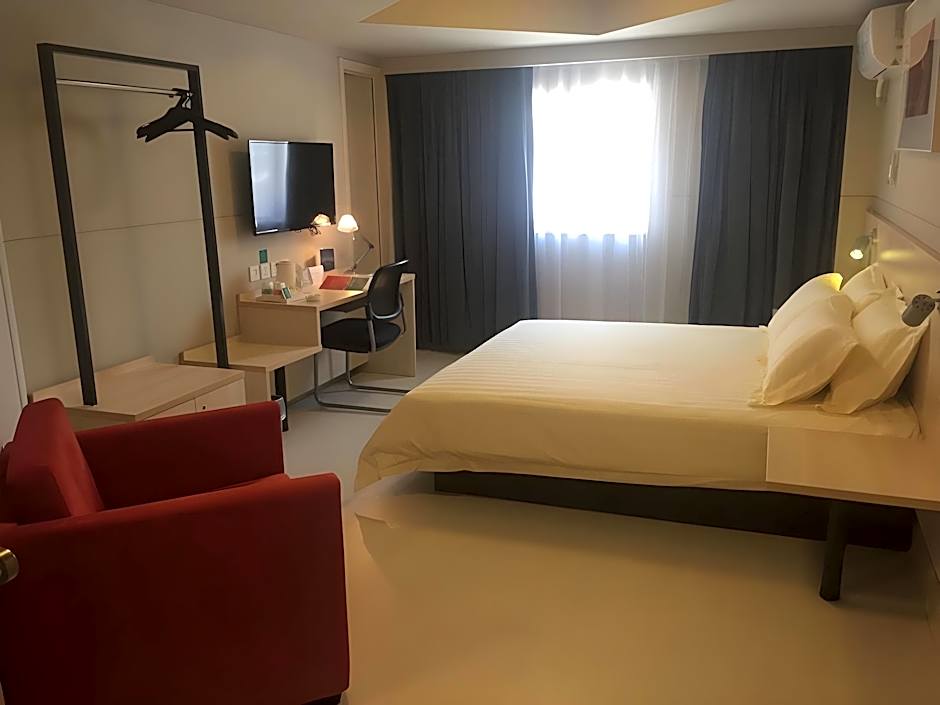 Jinjiang Inn Changchun Quan'an Plaza Airport Bus Station