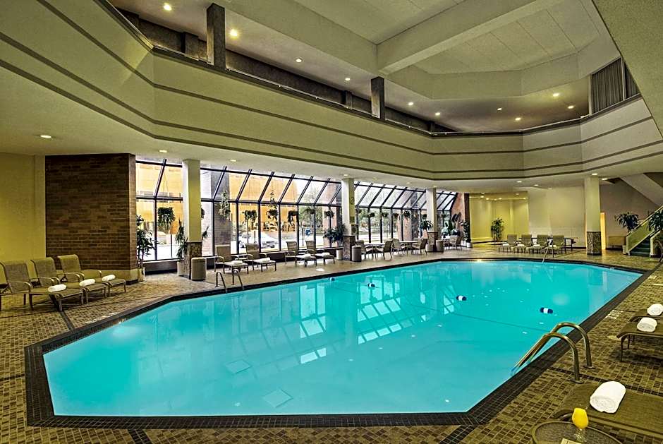 Crowne Plaza Suites MSP Airport - Mall of America By IHG