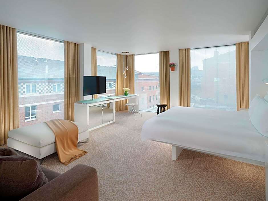 St Martins Lane London