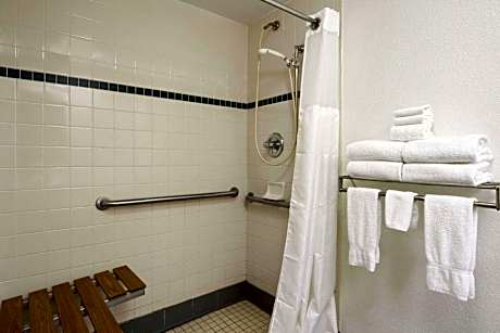 Baymont by Wyndham Crossville