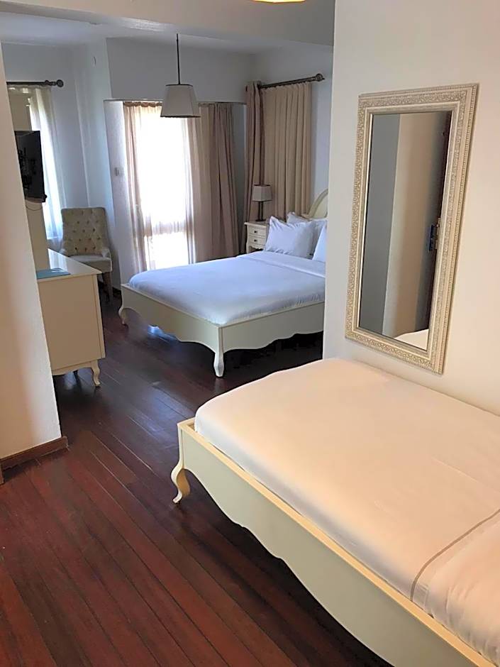 Ferahi Evler Ayvalık