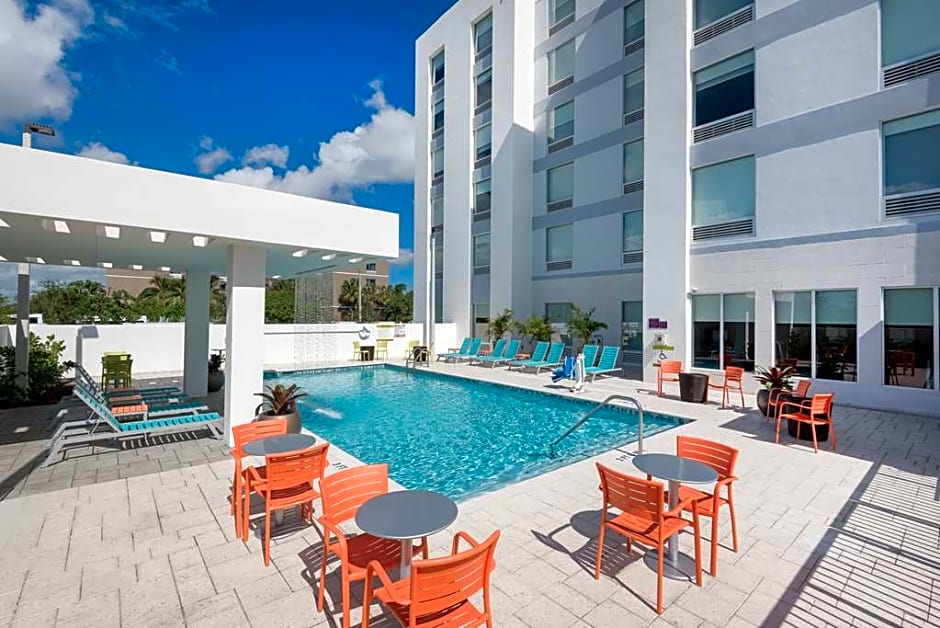 Home2 Suites by Hilton Ft. Lauderdale Airport-Cruise Port