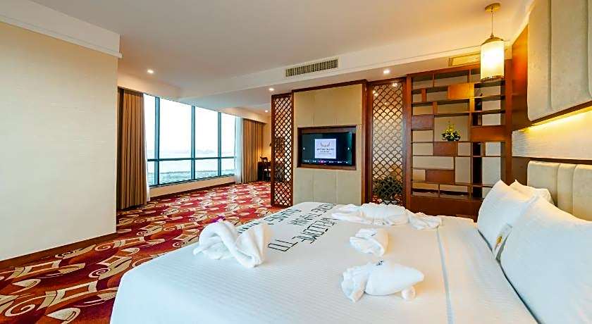 Muong Thanh Luxury Quang Ninh Hotel