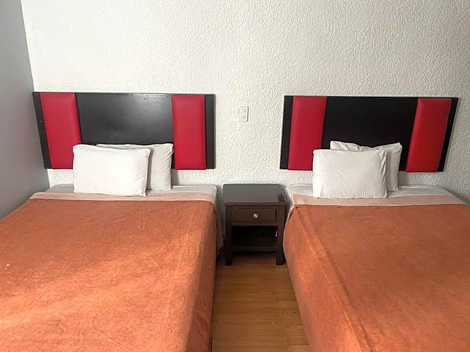 Hotel Colon Express