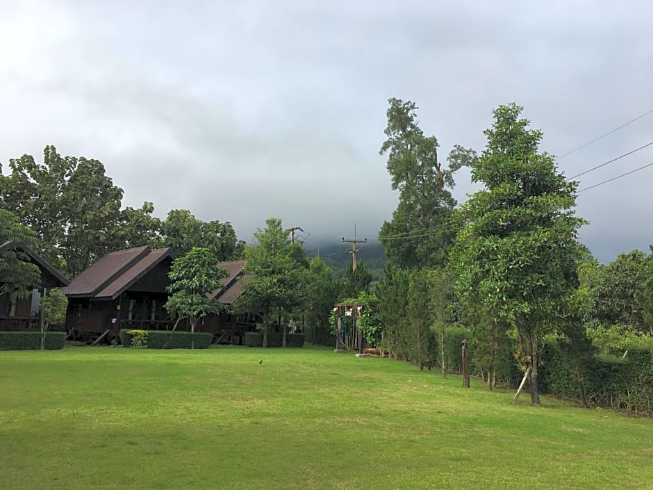 Baan MaiKhiangPhu Wang Nam Khiao