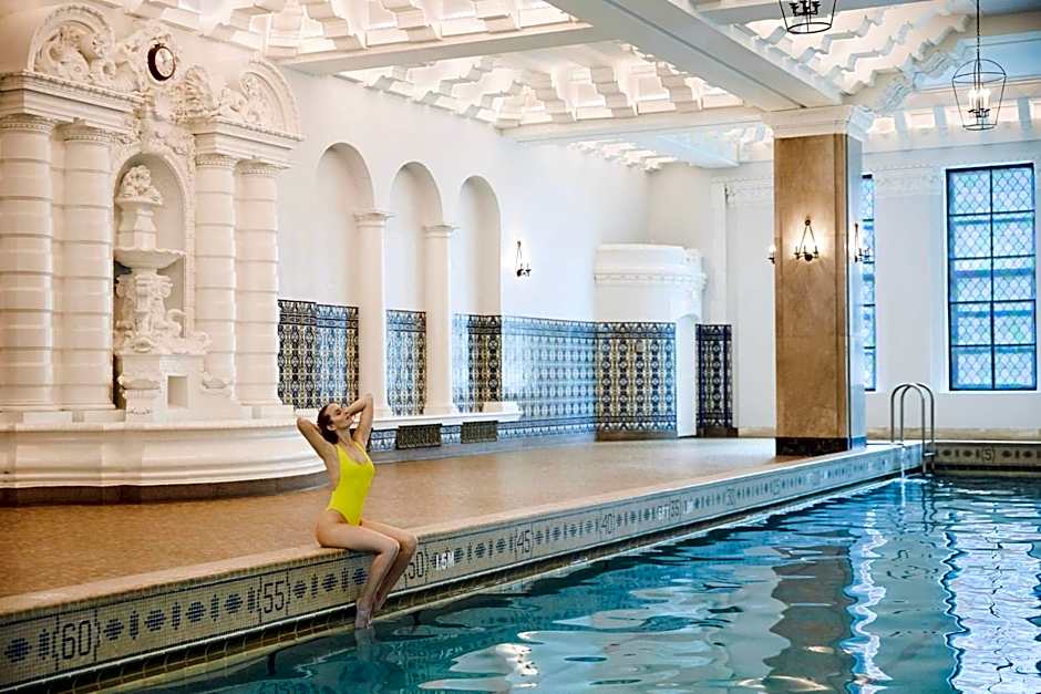 InterContinental Chicago Magnificent Mile By IHG