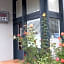 Rose Garden Inn
