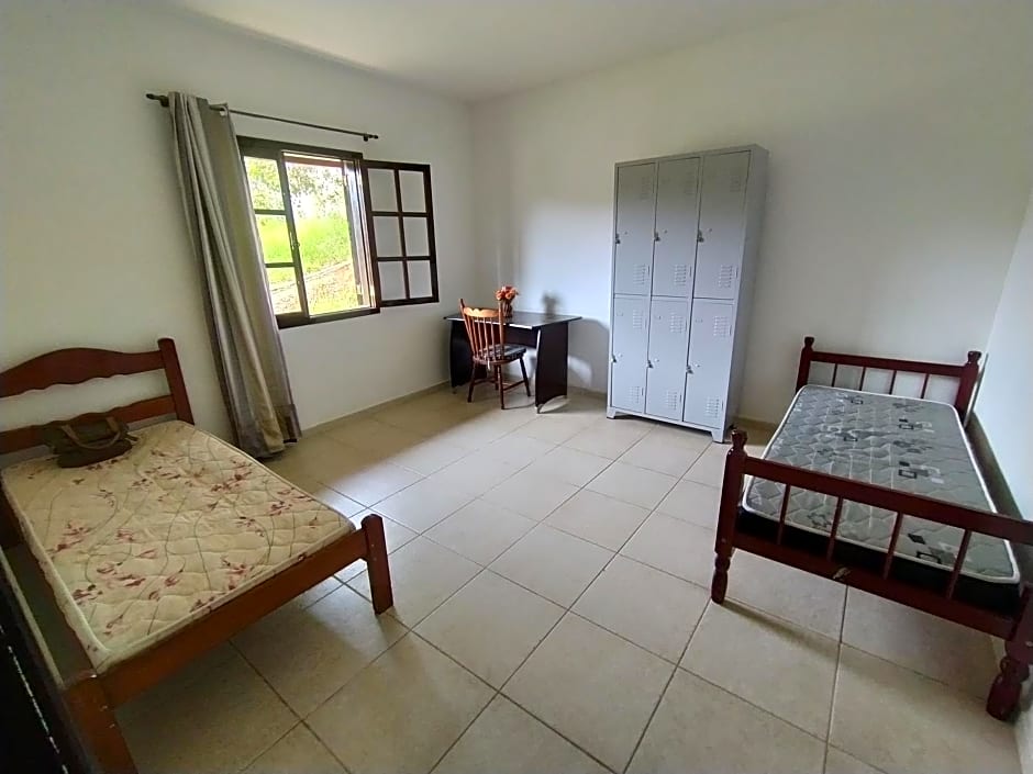 Hostel Ares do Mundo