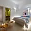 Kima Oia Suites