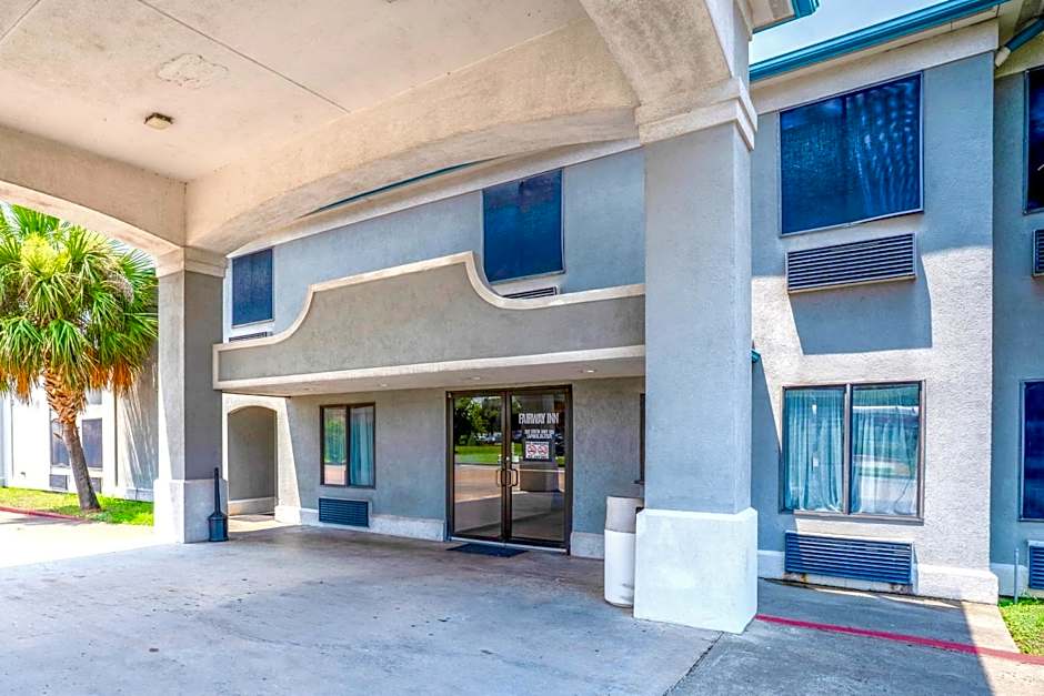 Capital O Fairway Inn - Baytown La Porte TX