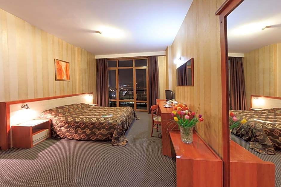 Hotel Premier - Veliko Tarnovo City Center, Panorama View