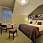 Three Crowns Hotel