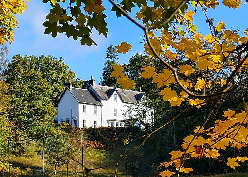 Tirindrish House B&B