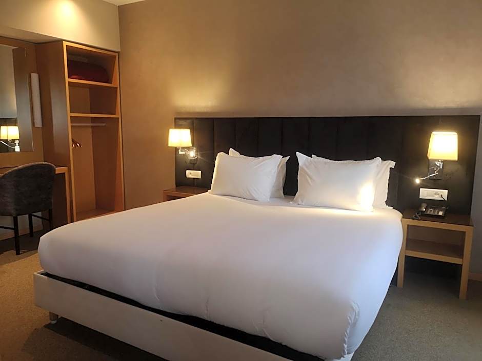 Annakhil Hotel