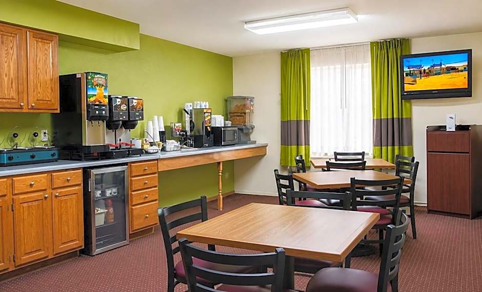 Super 8 by Wyndham Arkansas City KS