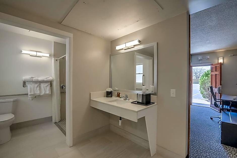 El Sendero Inn, an Ascend Collection Hotel