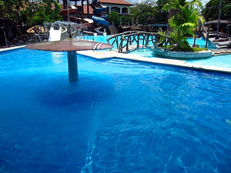 Caribbean Waterpark & Resotel