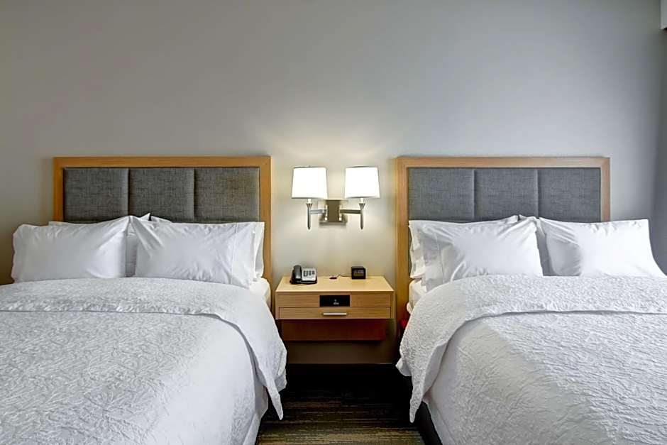 Hampton Inn By Hilton & Suites Grande Prairie, Alberta, Canada