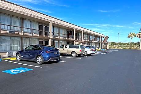 Rodeway Inn Bushnell